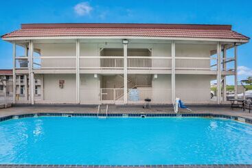 Motel 6dallas, Tx  Market Center