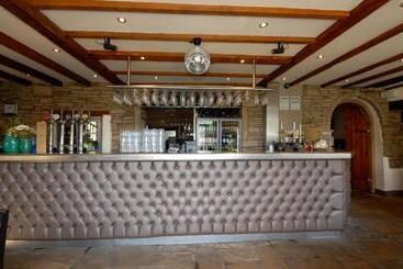 هاستل The Fleece Inn At Barkisland