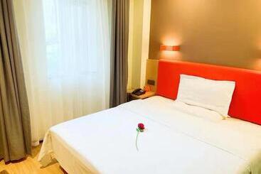 هتل 7days Premium Changsha Yuelu Shanhu Branch