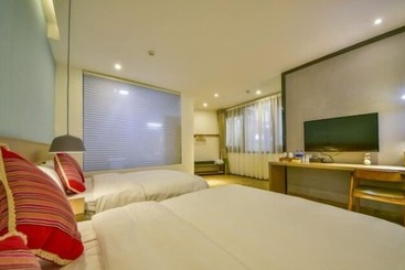 Floral Hotel Dali Ruiyuan