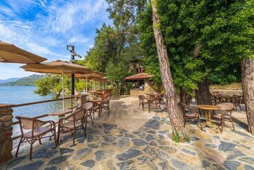 هتل Marmaris Bay Resort   Adults Only