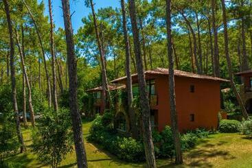 هتل Marmaris Bay Resort Adults Only
