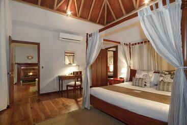 هتل Royal Palm Galapagos, Curio Collection By Hilton