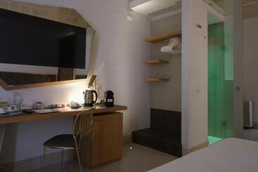 پانسیون Euvodia Luxury Rooms