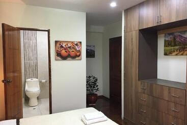 تختخواب و صبحانه Miraflores Centre