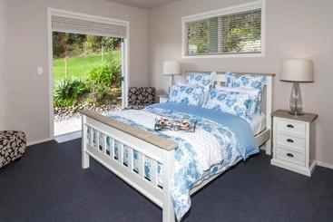 Flaxmill Cove B&b
