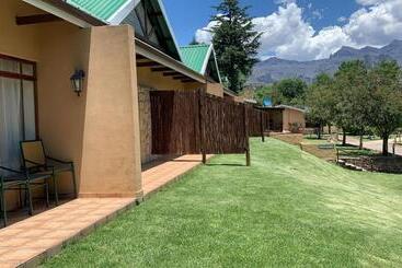 Gooderson Drakensberg Gardens Golf & Spa Resort
