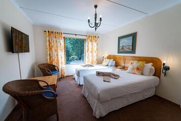 Gooderson Drakensberg Gardens Golf & Spa Resort