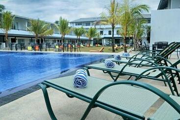 호텔 Coco Royal Beach Resort