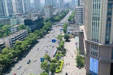 هتل Home Inn Mianyang People's Park