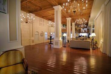 Palm Beach Historic Hotel Petite Retreat 2 Blocks To Beach!!