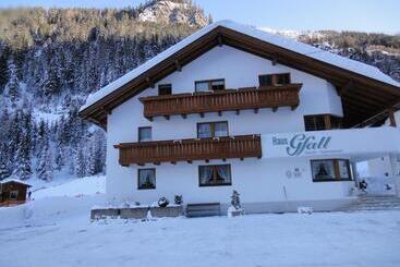 پانسیون Haus Gfall