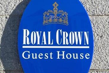 پانسیون The Royal Crown Guest House