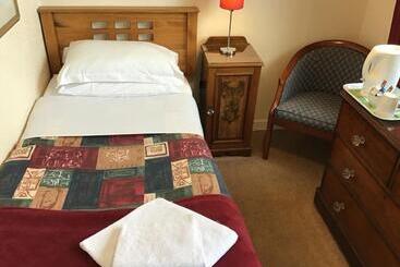 پانسیون The Royal Crown Guest House