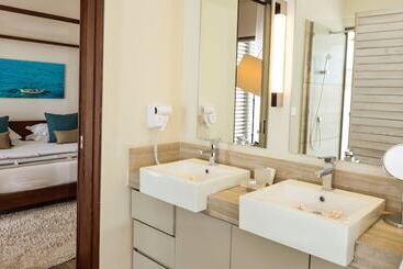 Esplanade By Horizon Holidays