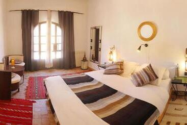 هتل Auberge Chez Pierre