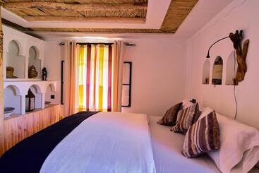 هتل Auberge Chez Pierre