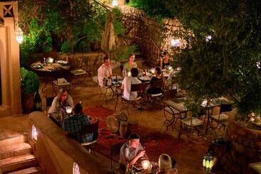هتل Auberge Chez Pierre