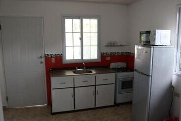 هتل Bed And Breakfast Little Italy