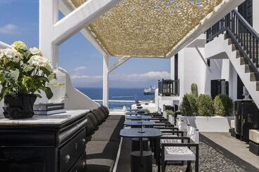 هتل She Mykonos Boutique