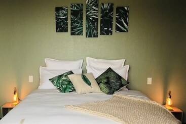 هتل Te Fiti Island Break Mahina