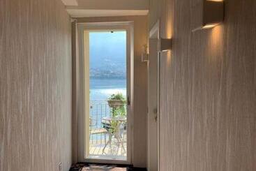 هتل Luxury Suites Rocopom   Lake Front