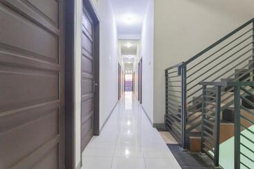 هتل Reddoorz Syariah Near Jalan Jakarta Samarinda