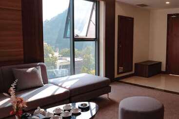 هتل Yen Bien Luxury