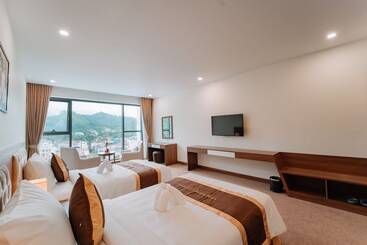 هتل Yen Bien Luxury