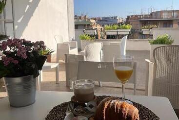 پانسیون Terrace Boutique Inn