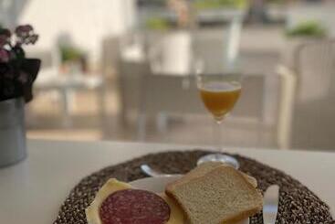 پانسیون Terrace Boutique Inn