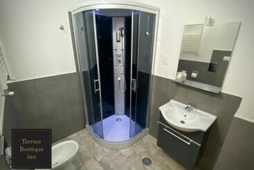 پانسیون Terrace Boutique Inn