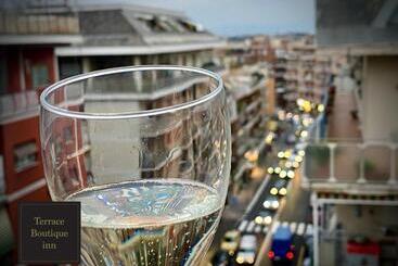پانسیون Terrace Boutique Inn