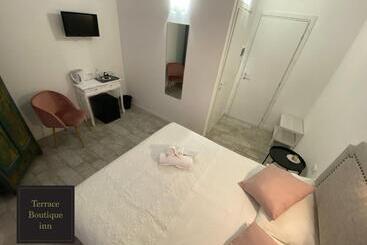 پانسیون Terrace Boutique Inn