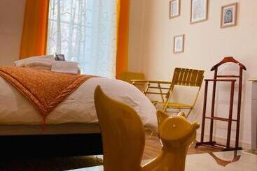 تختخواب و صبحانه Domaine La Jam