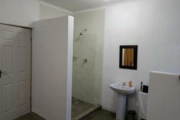 تختخواب و صبحانه Fountain Villa
