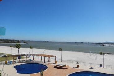 Flat Entre Mar E Lagoa Ii