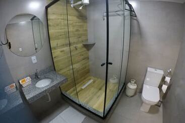 Bonito Motobox   Hotel Container