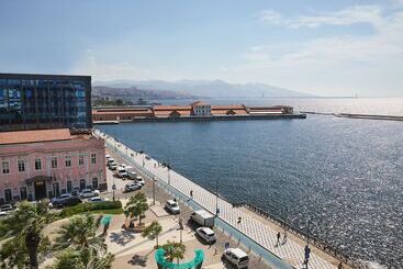 هتل Izmir Marriott