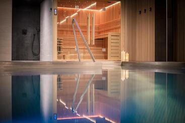 هتل L  Hôtel & Spa Ribeauville  Haut Koenigsbourg