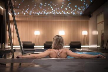 هتل L  Hôtel & Spa Ribeauville  Haut Koenigsbourg
