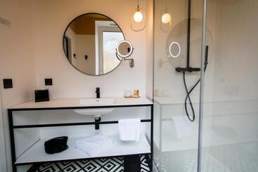 هتل L  Hôtel & Spa Ribeauville  Haut Koenigsbourg