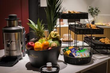 هتل L  Hôtel & Spa Ribeauville  Haut Koenigsbourg