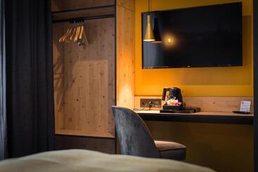 هتل L  Hôtel & Spa Ribeauville  Haut Koenigsbourg