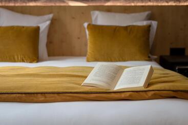 هتل L  Hôtel & Spa Ribeauville  Haut Koenigsbourg