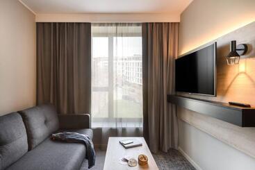 هتل Moxy Dresden Neustadt