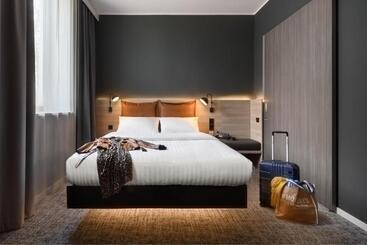 هتل Moxy Dresden Neustadt