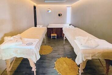 Saint George Hotel   Spa & Temazcal