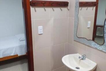 پانسیون Hostal Los Flamencos