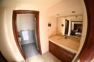 پانسیون Room In Guest Room   20 Suite For 2 People